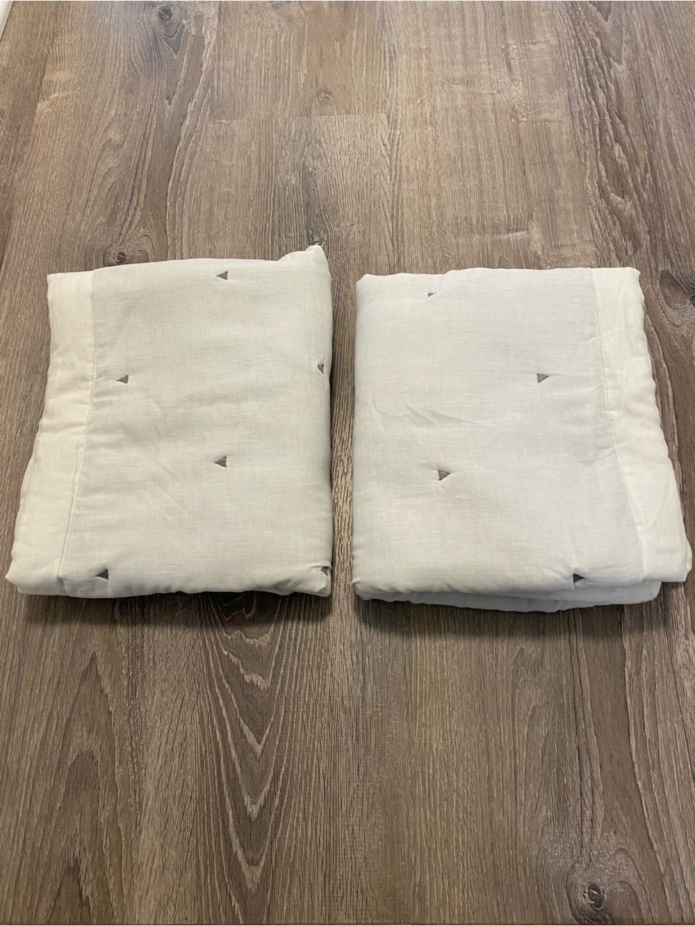 West elm White Cotton Quilted Gray King Shams- set of 2
